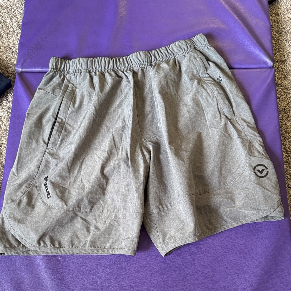 Virus training shorts
